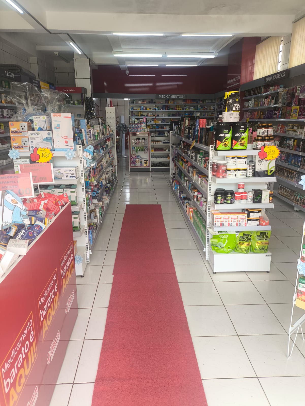Corredores da farmácia